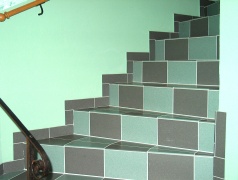 Treppe Aufgang Fliesen